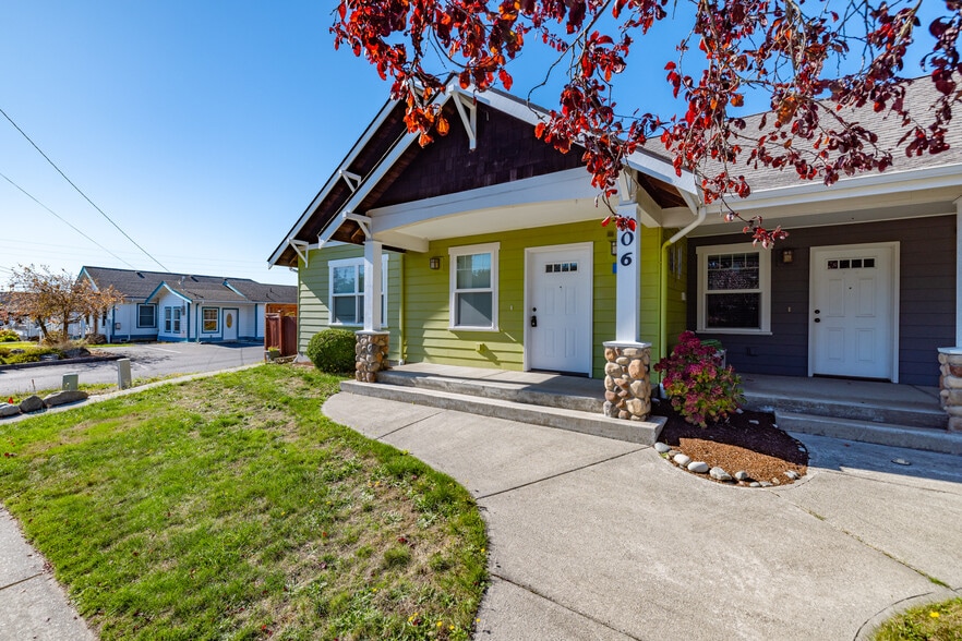 Welcome Home - 306 S Main St