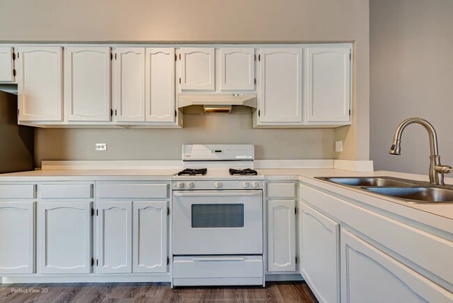 Building Photo - Appaloosa Drive