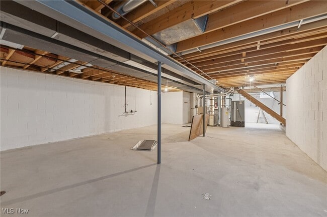 Building Photo - 276 S Bayshore Dr