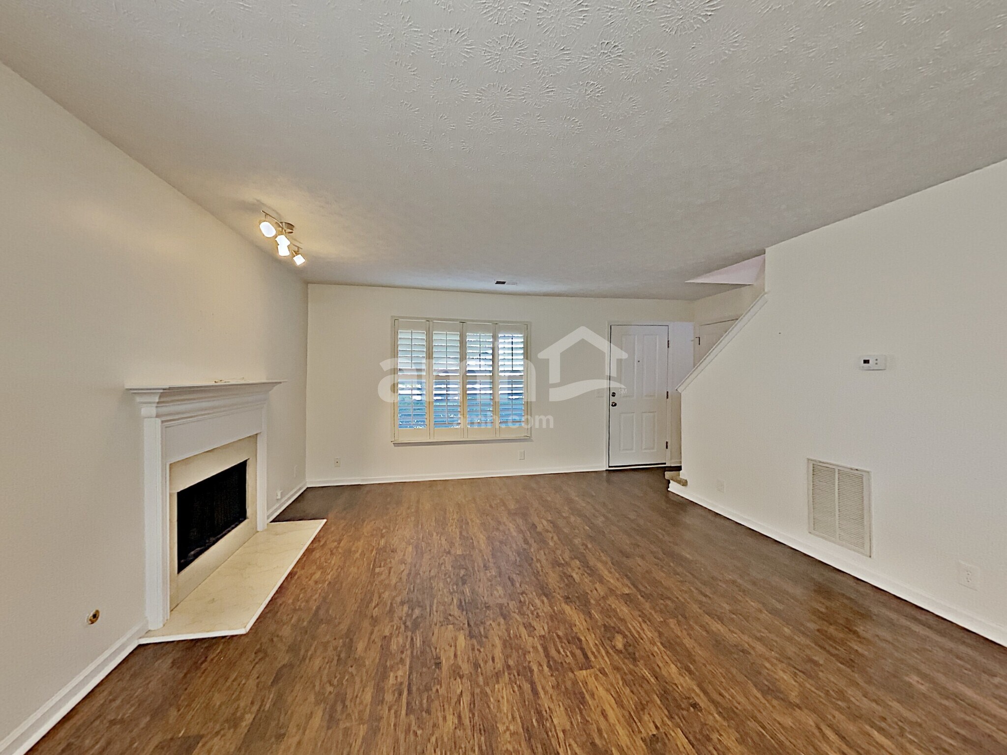 Building Photo - 7320 Middlebrook Cir