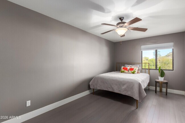 Building Photo - 11430 N 16th St