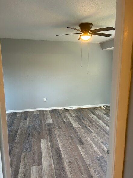 Building Photo - 11913 Tarragon Rd