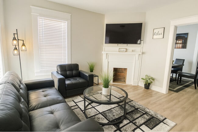 Building Photo - 507 Contentnea St