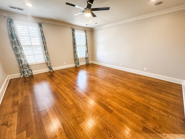 Building Photo - 713 Briston Ln