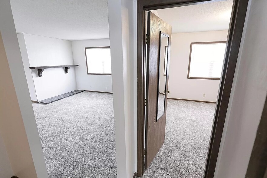 Building Photo - 4106 Baldwin Ave