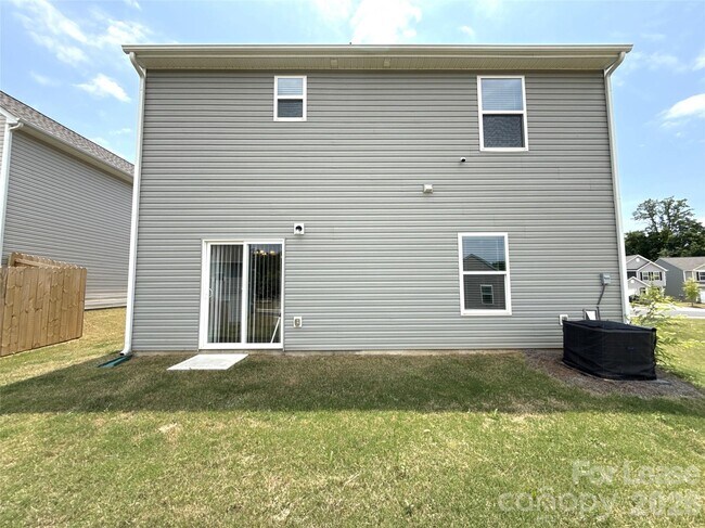 Building Photo - 6225 Lowe Ln