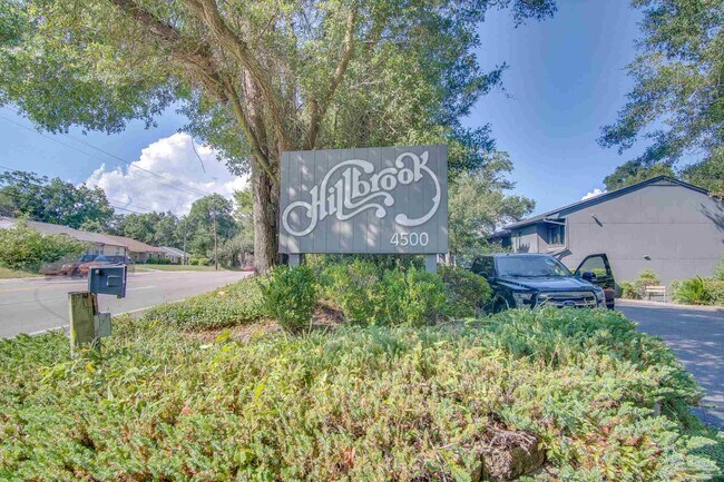 Building Photo - 18 Hillbrook Way