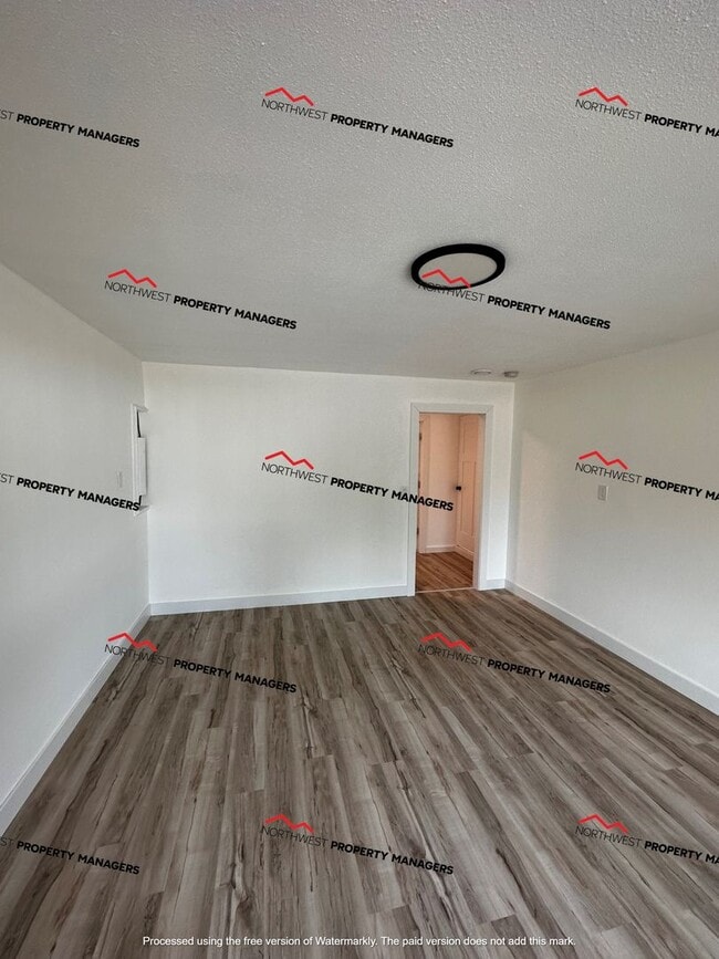 Building Photo - STATUS: AVAILABLE   | R293 | $2095.00