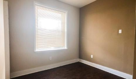 Building Photo - 5138 Ludlow St