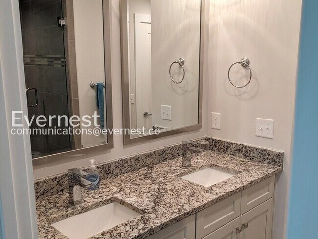 Building Photo - 3-Bed/3-Bath Home/Available Soon!