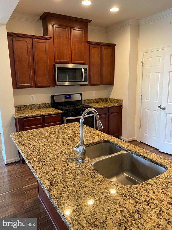 Building Photo - 104 Brasstown Loop