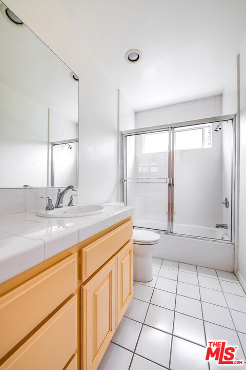 Building Photo - 6074 W 75th Pl
