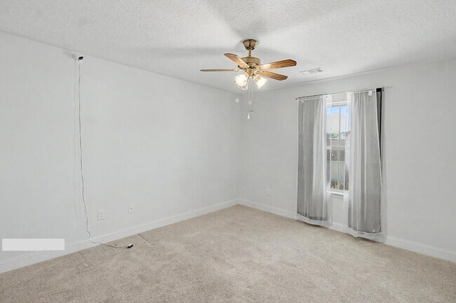 Building Photo - 965 Meloney Dr
