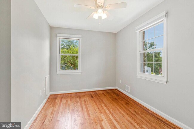 Building Photo - 301 Moncure Dr