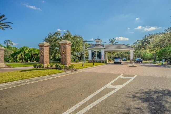 Building Photo - 20002 Heritage Point Dr