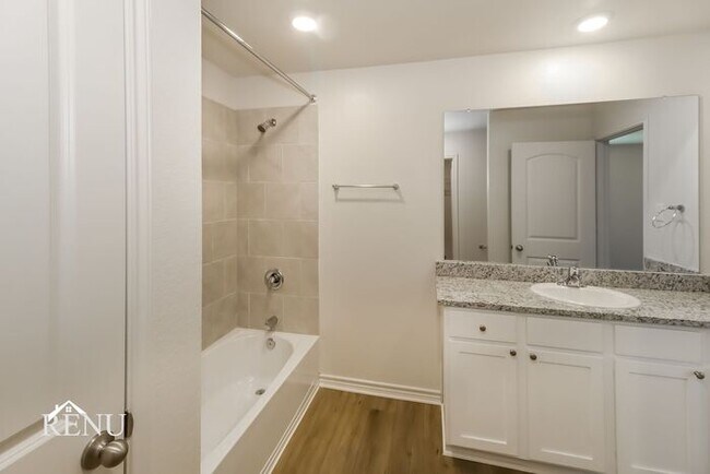 Building Photo - Coming Soon!