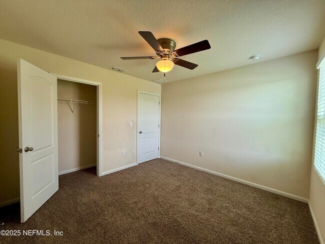Building Photo - 3541 Lawton Pl