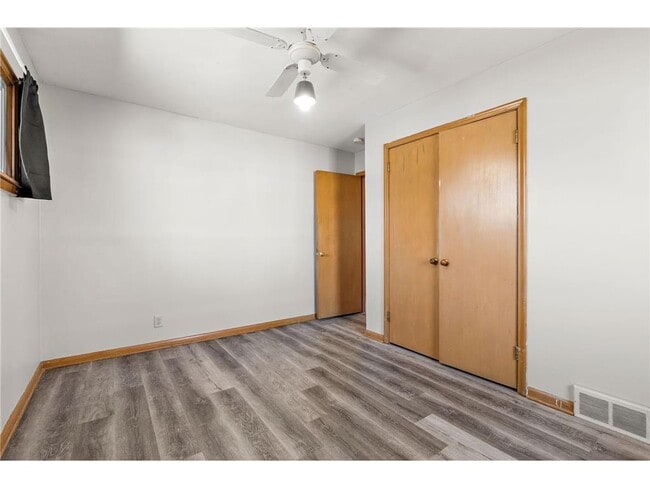 Building Photo - 7616 Xerxes Ave S