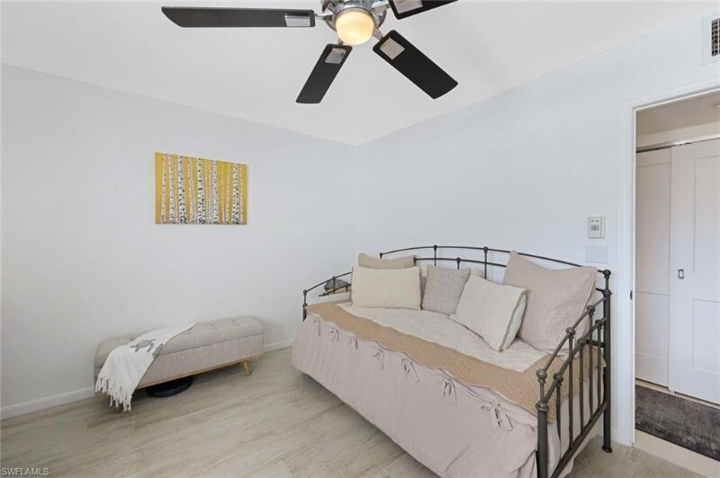 Building Photo - 991 N Barfield Dr