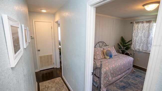 Building Photo - 321 Seaview Ave