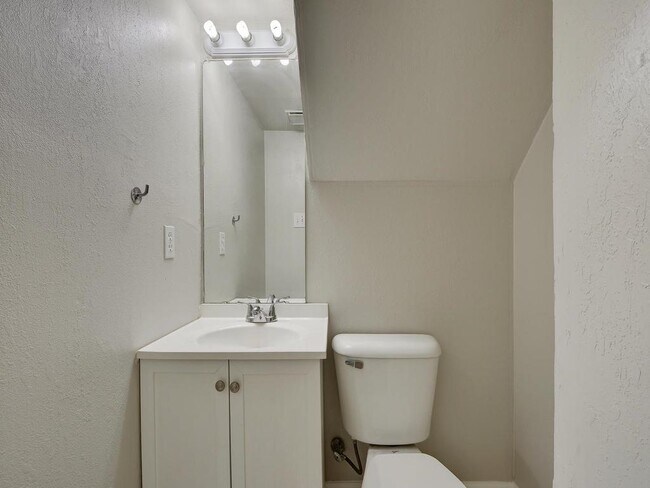 Building Photo - 9203 Kempler Dr