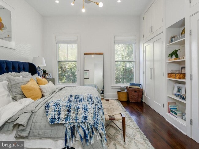 Building Photo - 1450 T St NW