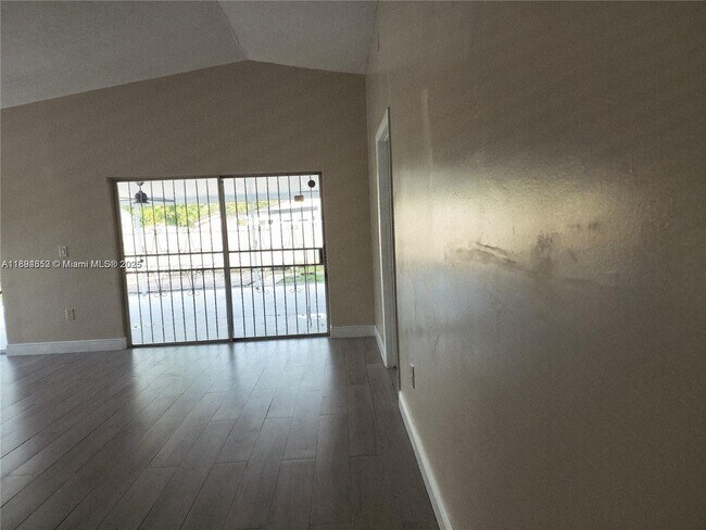 Building Photo - 20847 SW 118th Ct