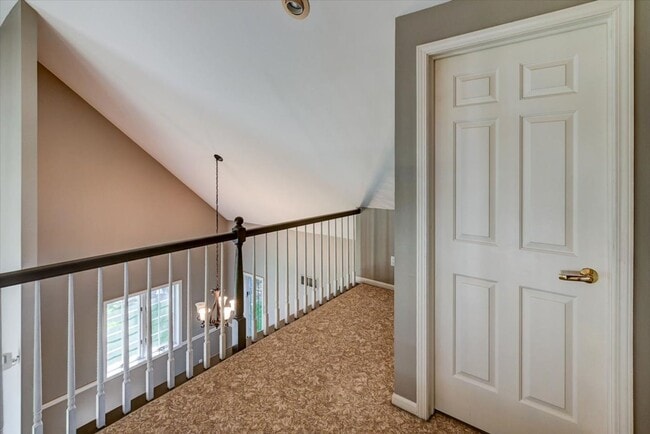 Building Photo - Beautifully updated 4 bedroom home in Southbridge, Waunakee