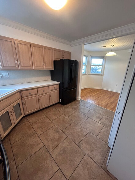 Building Photo - 3 Rondack Rd