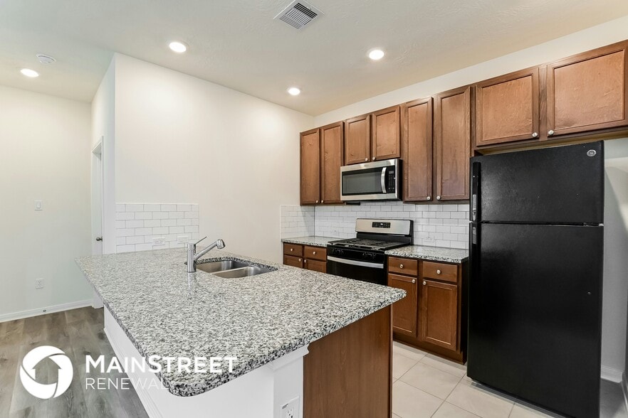 Building Photo - 41655 Sorrel Spring Ln