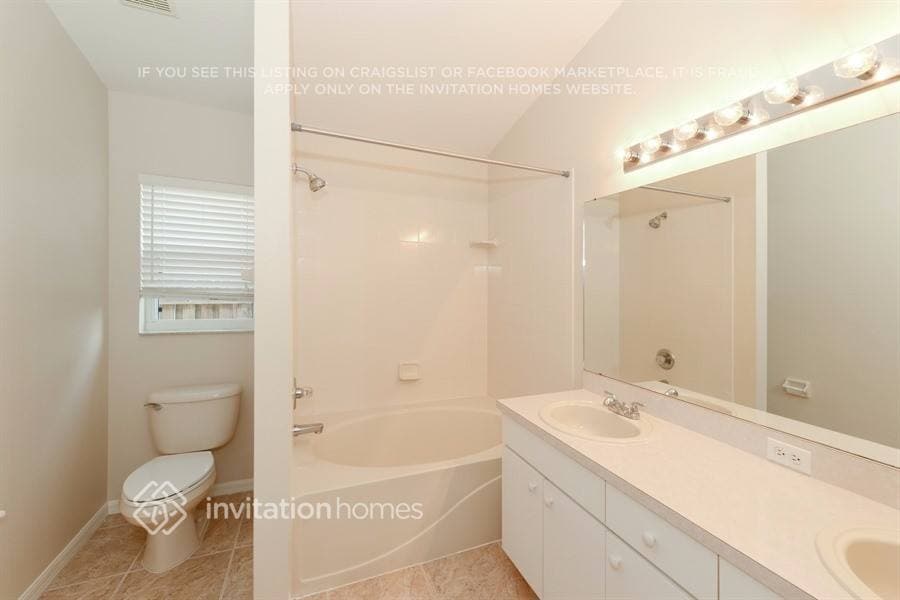 Building Photo - 521 Greg St