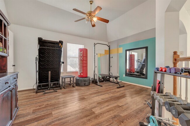 Building Photo - 6919 S Gold River Cir