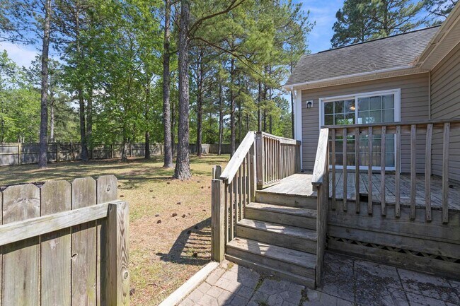 Building Photo - 117 Brian's Woods Rd