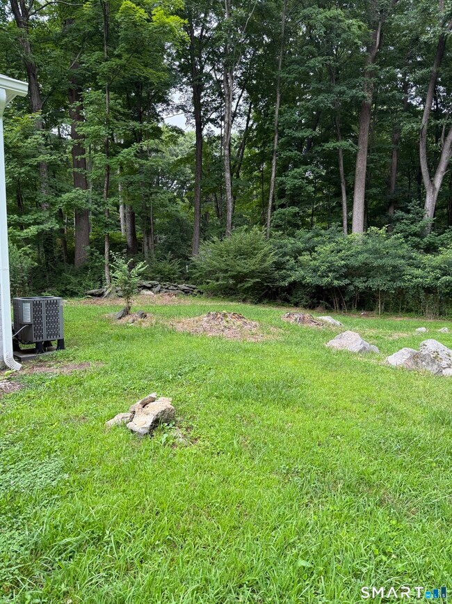 Building Photo - 205 Mountain Rd