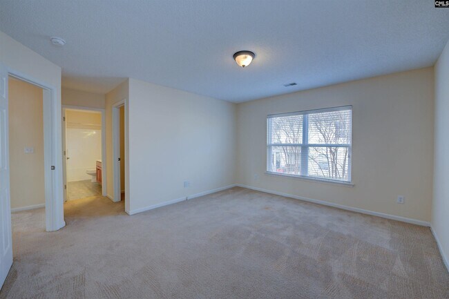 Building Photo - 104 Pepper Grass Dr