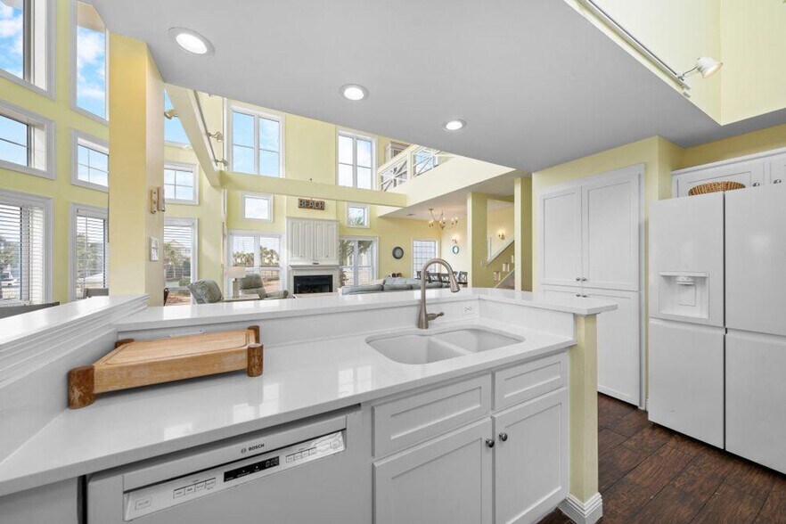 Building Photo - 23270 Perdido Beach Blvd