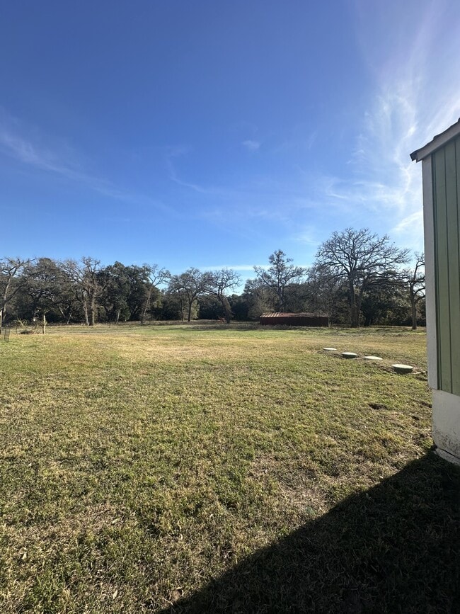 Building Photo - 9307 Hwy 290 W