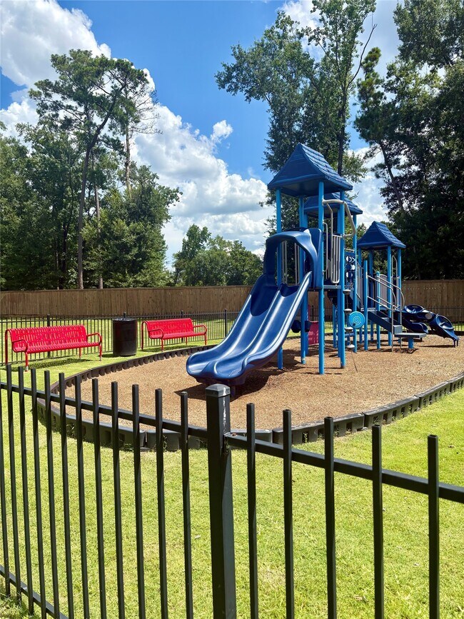 Building Photo - 25364 Grotto Falls Ln