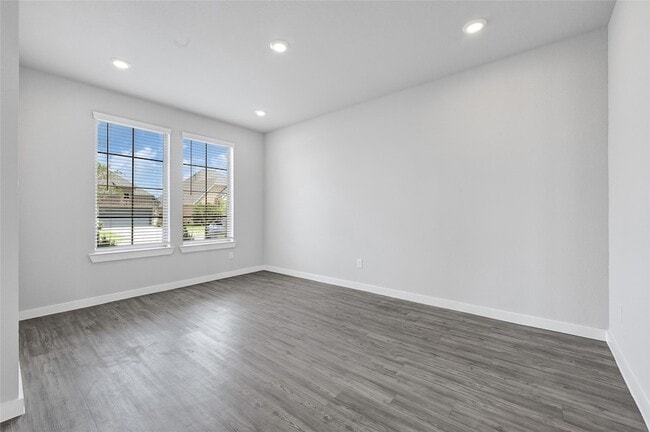 Building Photo - 8535 Oceanmist Cv Dr