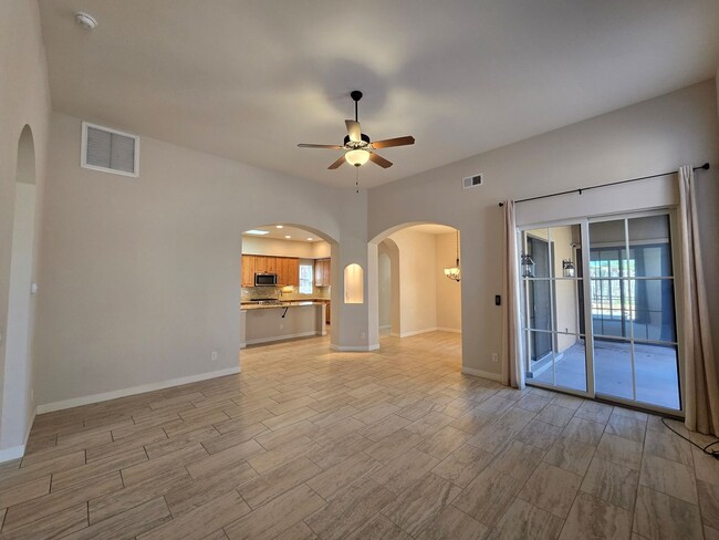 Building Photo - 3161 Viale Tresana Ct