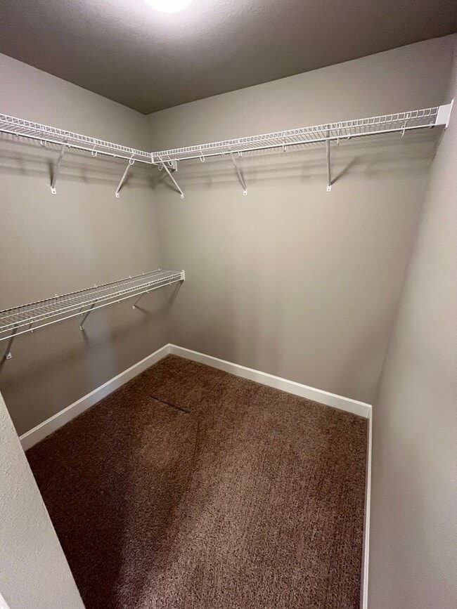 Building Photo - Newer Construction 3 Bedroom House in NW Redmond