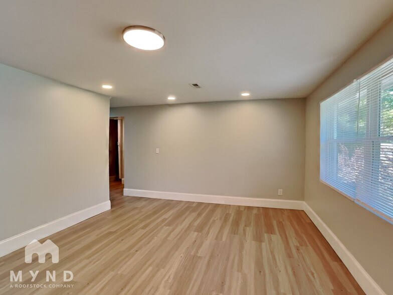 Building Photo - 9800 Fanny Brown Rd