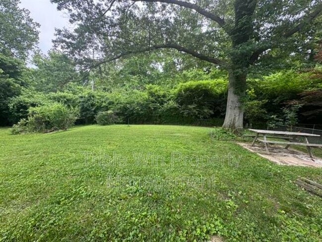 Building Photo - 10440 Gardo Ct