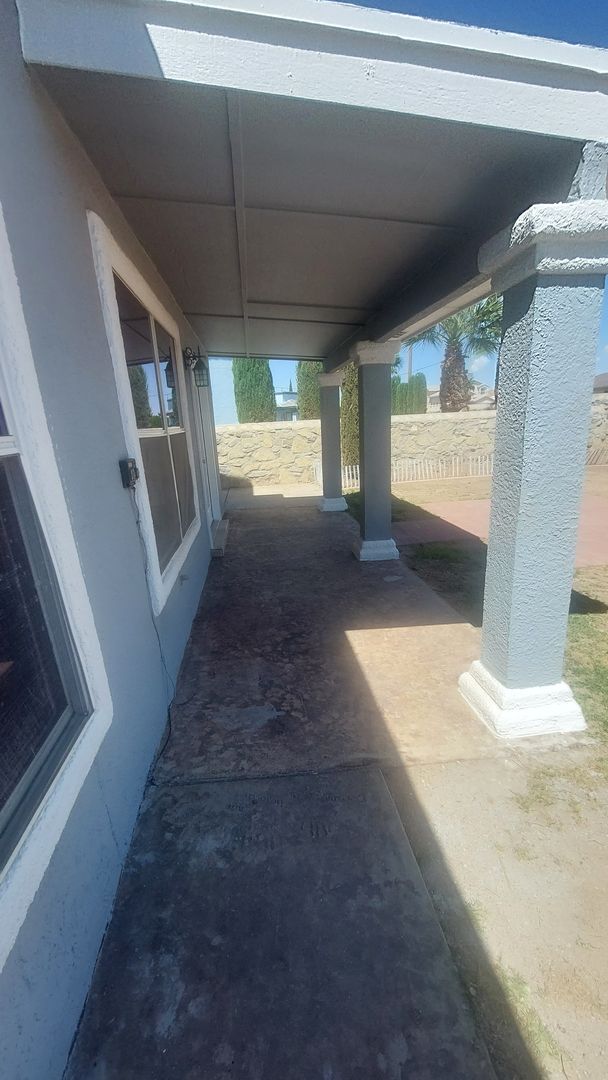 Building Photo - 3808 Tierra Allen Pl