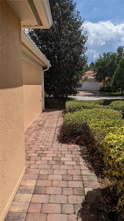 Building Photo - 11892 Fiore Dr