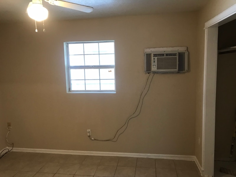 Building Photo - 6640 Avenue I