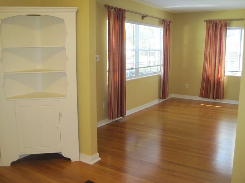 Built in - 612 Stetson St