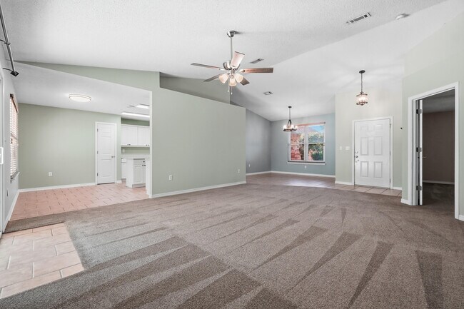 Building Photo - 1243 Jefferyscot Dr