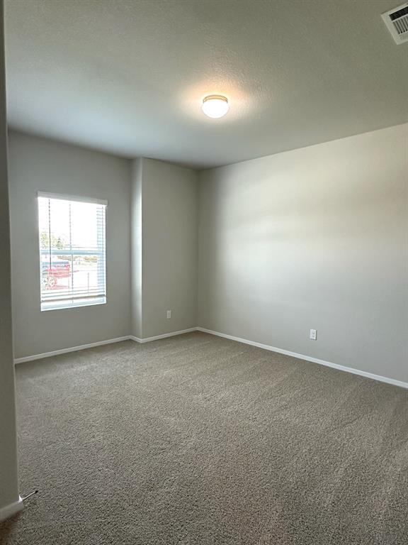 Building Photo - 611 Running Creek Dr