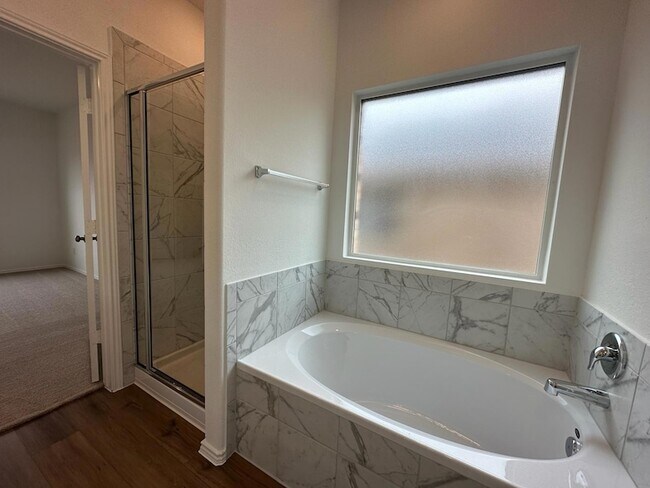 Building Photo - 229 Sonterra Dr